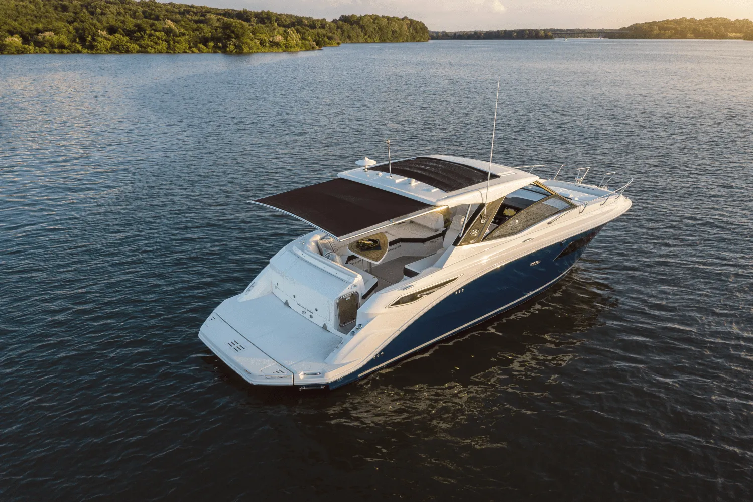 2025 Sea Ray Sundancer 320 Image Thumbnail #79