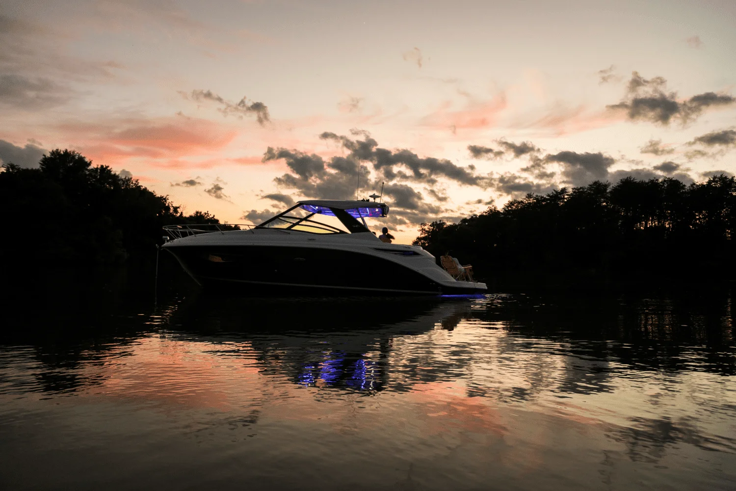 2026 Sea Ray Sundancer 320 Image Thumbnail #45