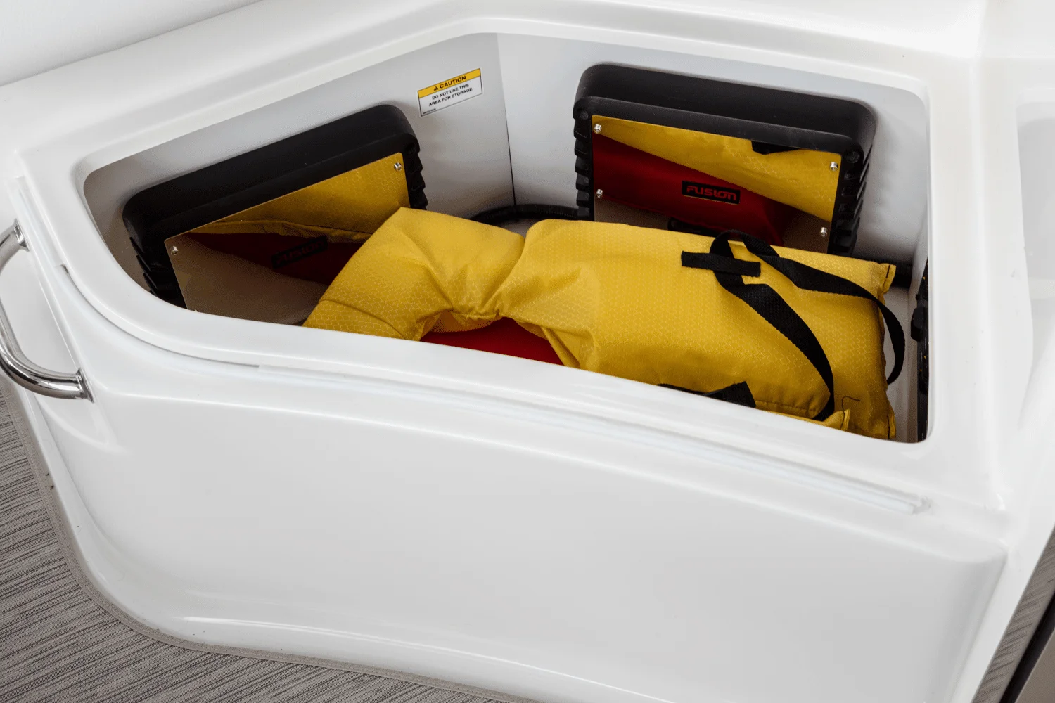 2026 Sea Ray Sundancer 320 Image Thumbnail #71