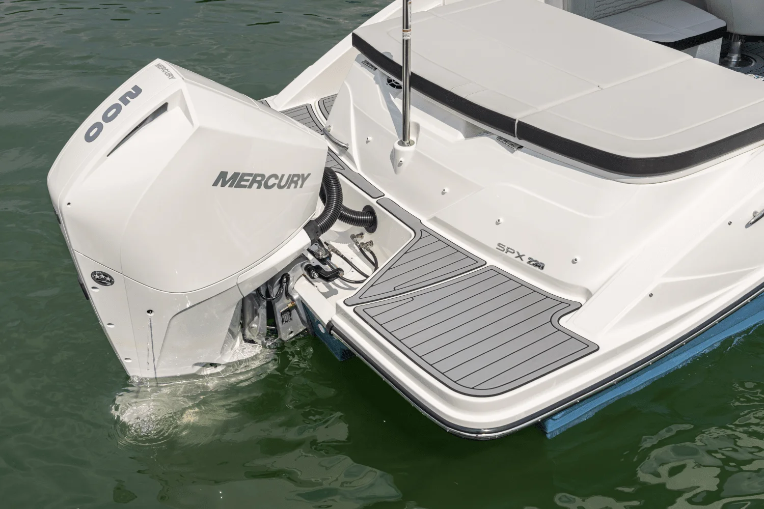 2026 Sea Ray SPX 230 Outboard Image Thumbnail #18