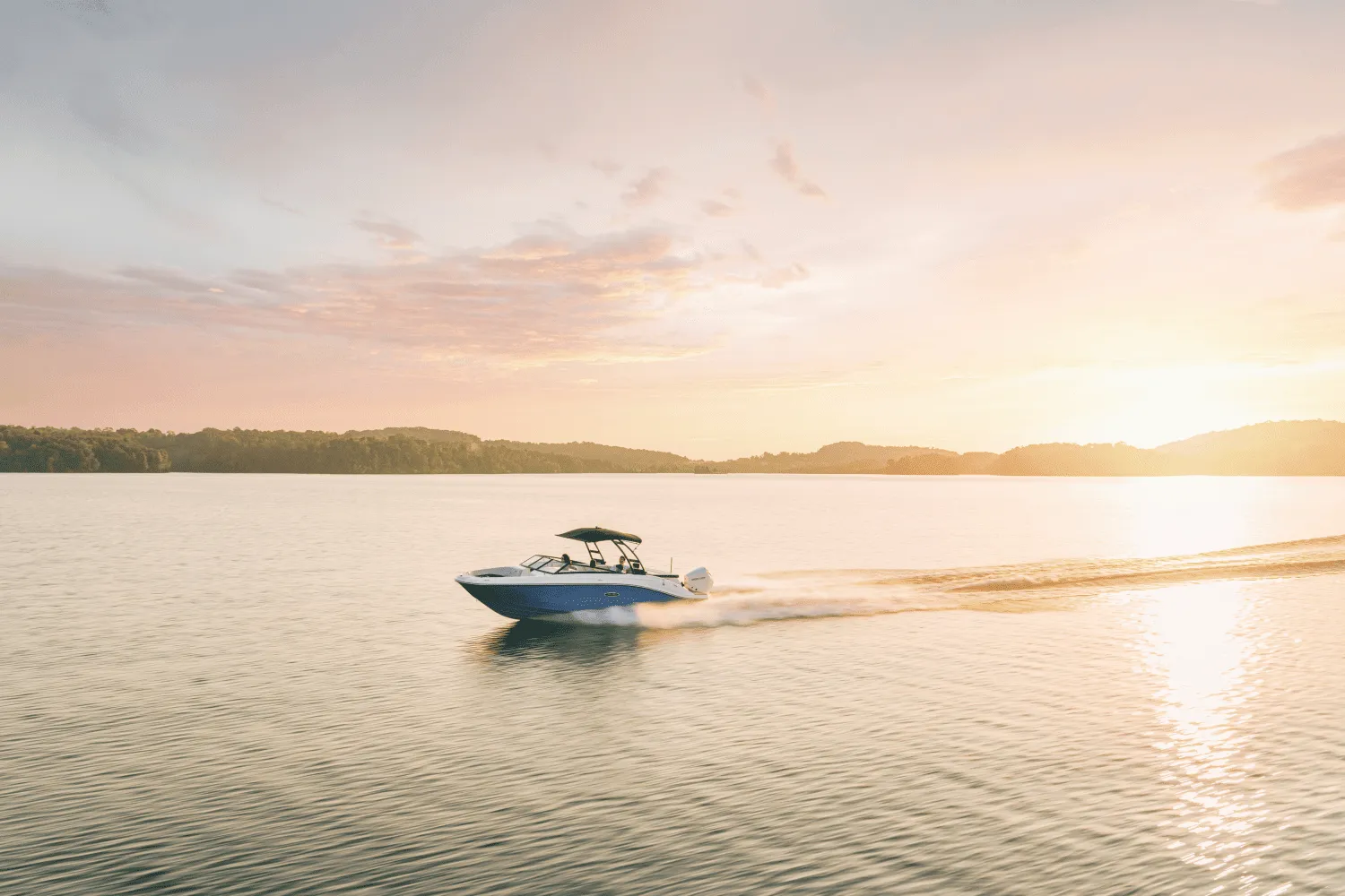 2025 Sea Ray SPX 230 Outboard Image Thumbnail #2