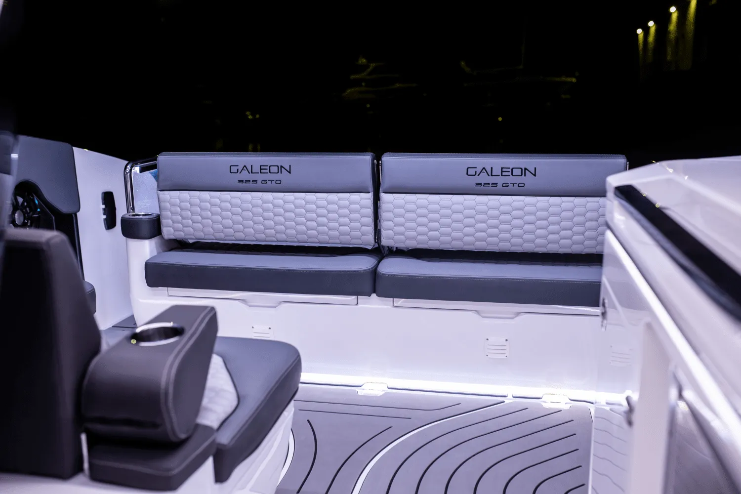 2024 Galeon 325 GTO Image Thumbnail #14