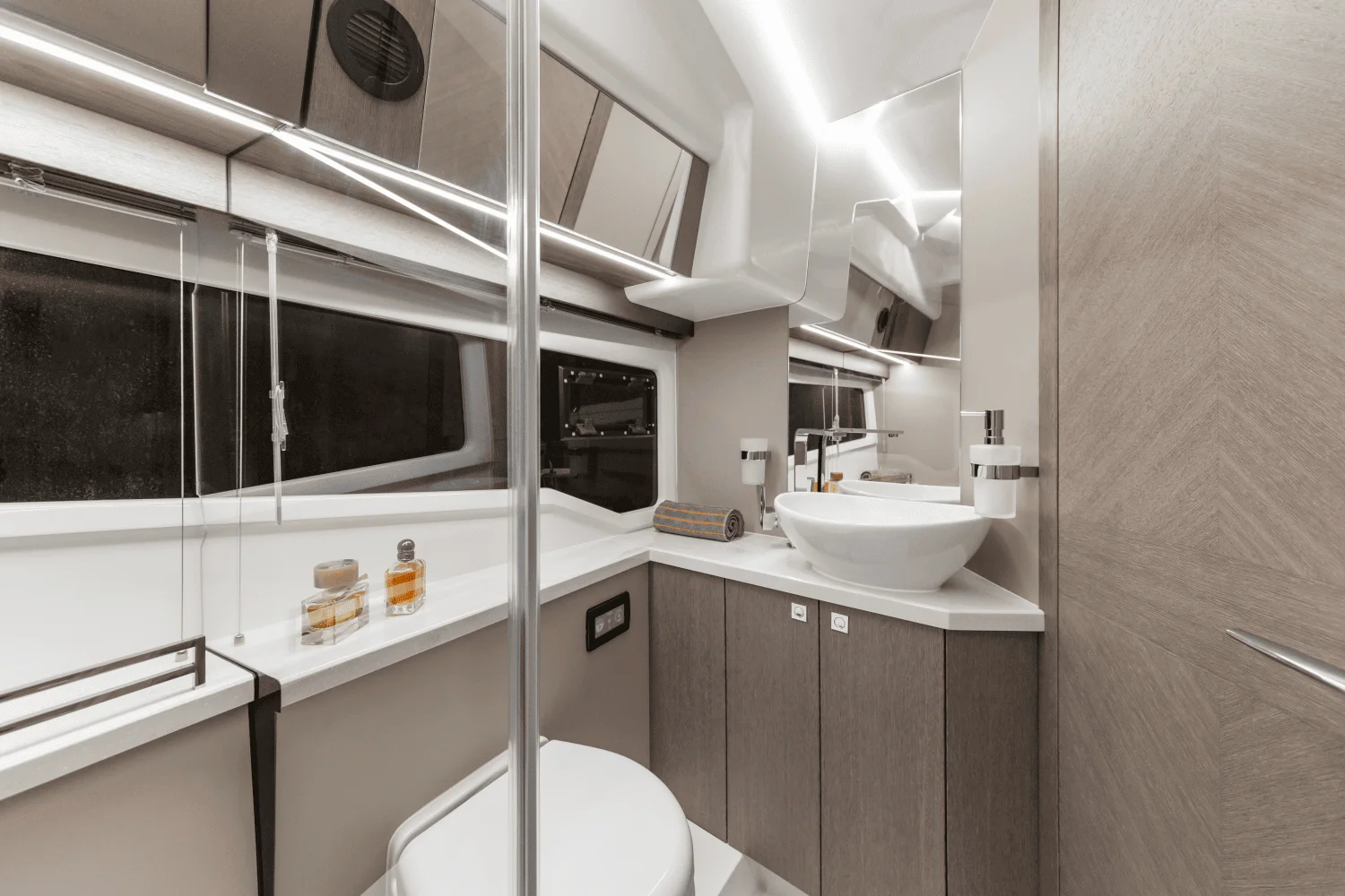 2026 Galeon 400 FLY Image Thumbnail #45