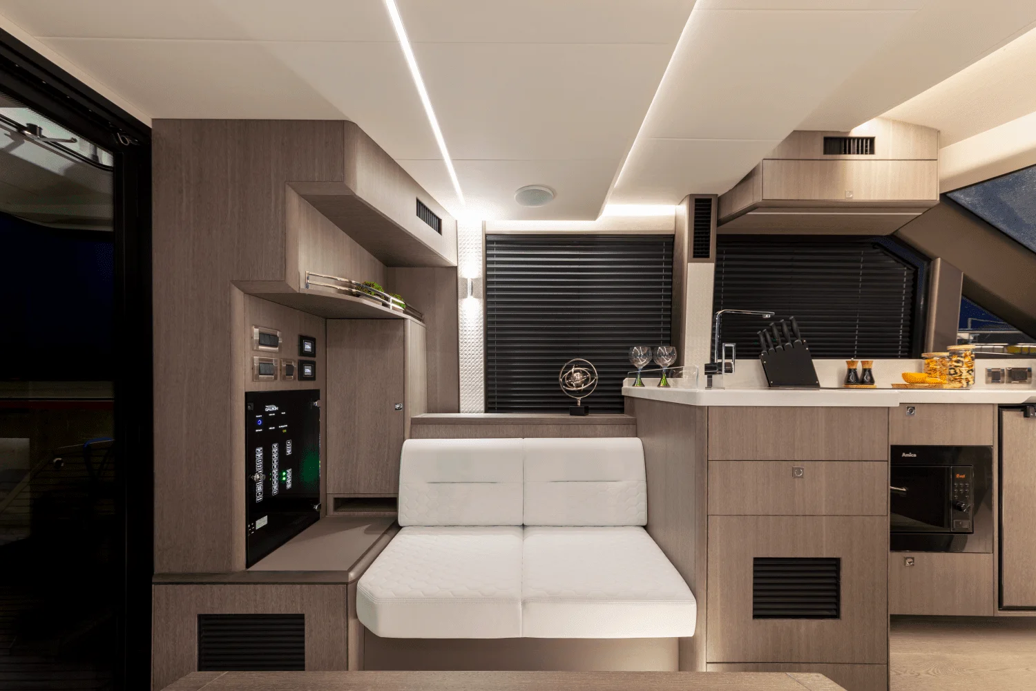 2026 Galeon 400 FLY Image Thumbnail #60