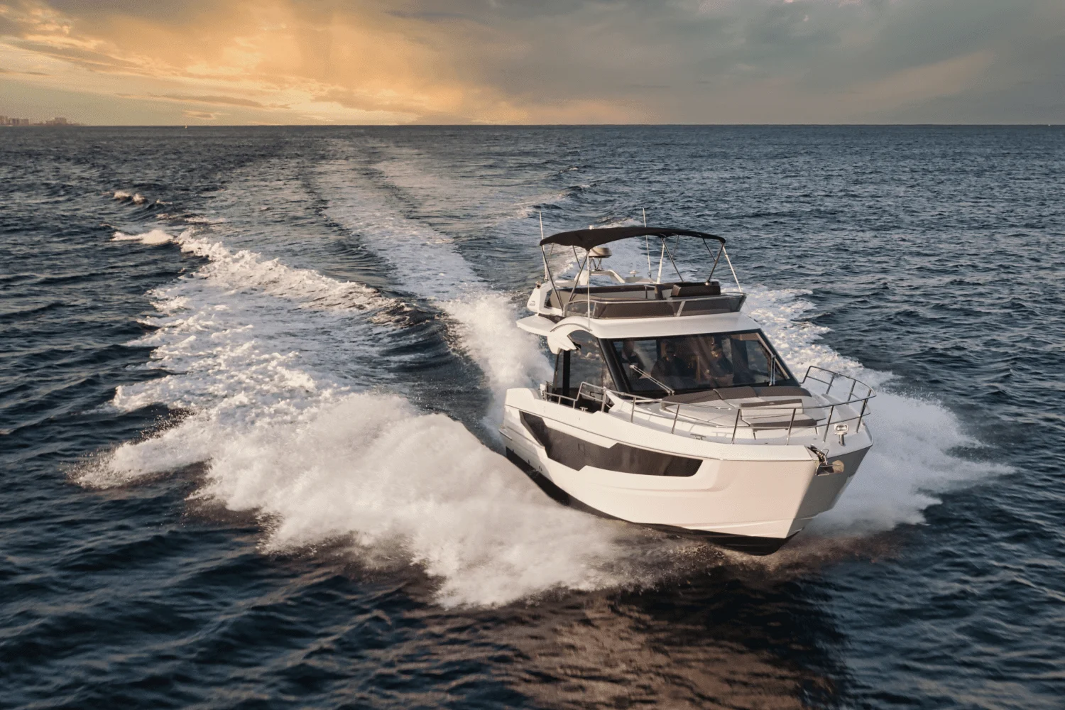 2026 Galeon 400 FLY Image Thumbnail #7