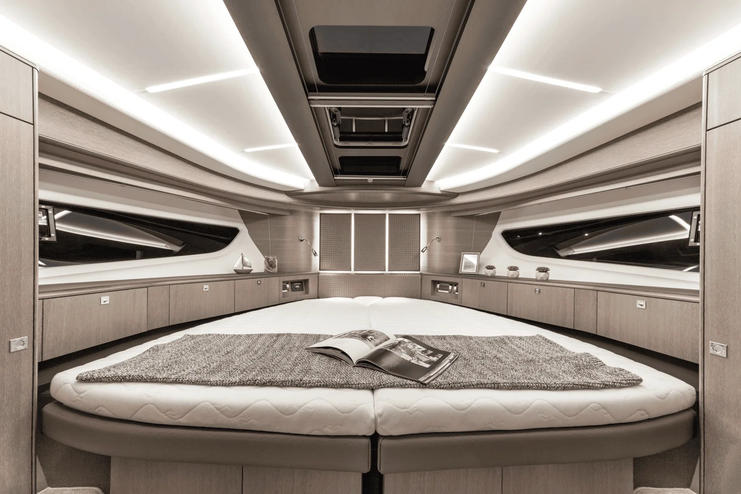 2026 Galeon 400 FLY Image Thumbnail #51