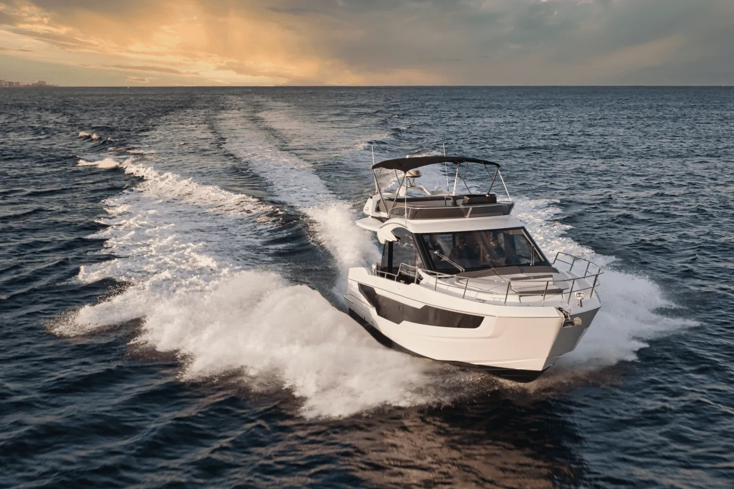 2026 Galeon 400 FLY Image Thumbnail #7