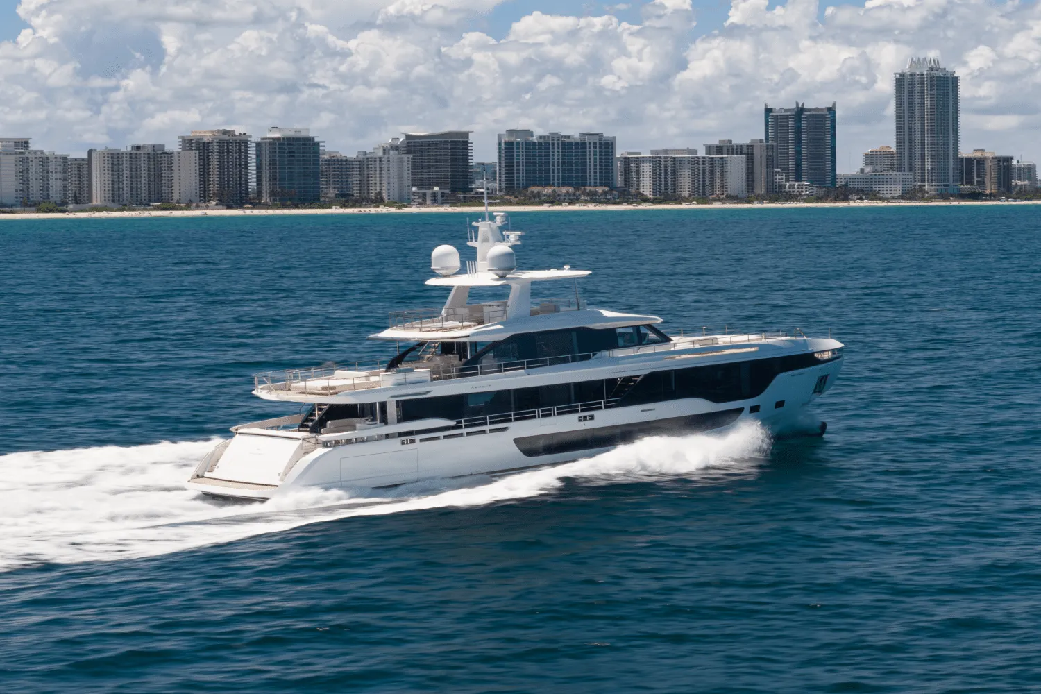 2025 Azimut
                                                             Grande 36M Image Thumbnail #14