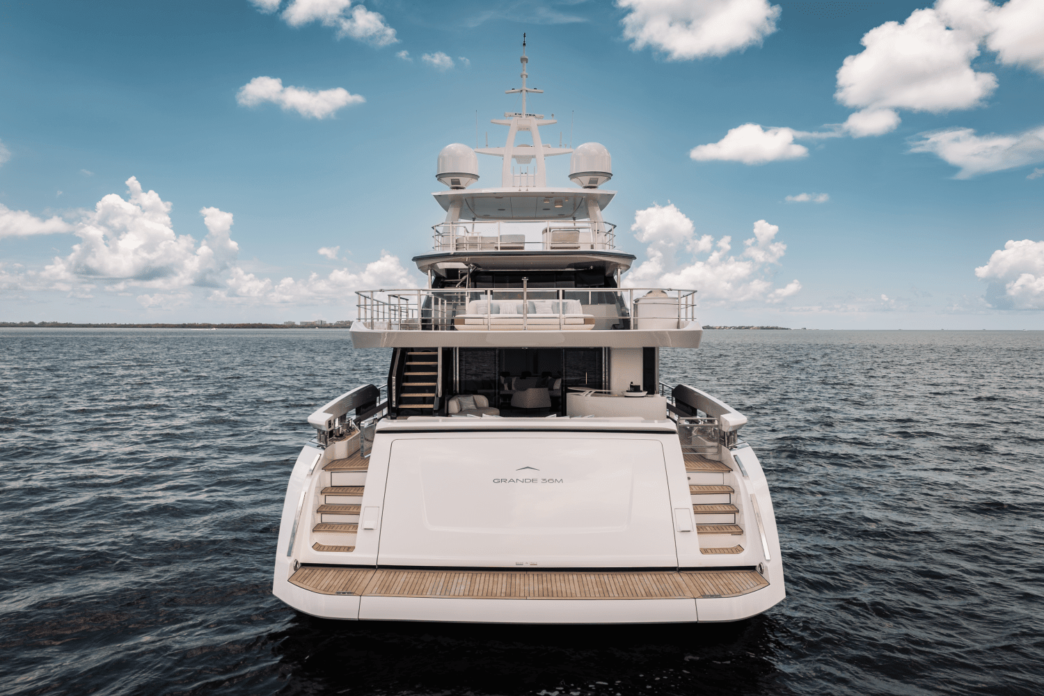 2026 Azimut Grande 36M Image Thumbnail #6