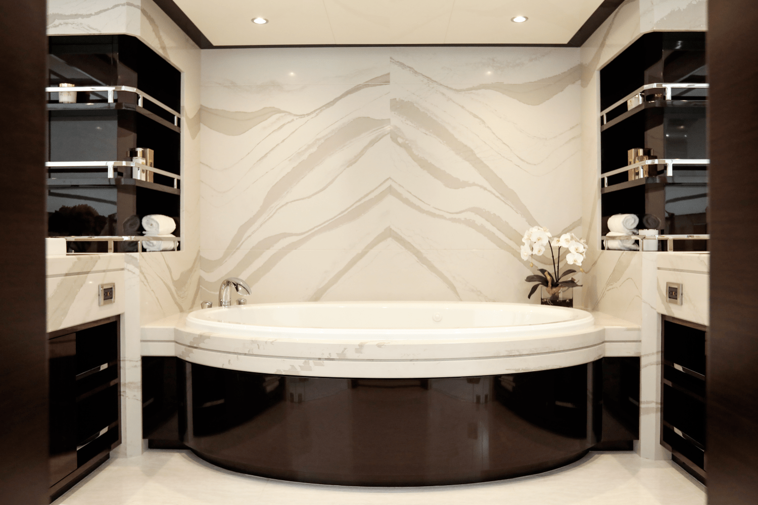 2024 Ocean Alexander 37L Image Thumbnail #60
