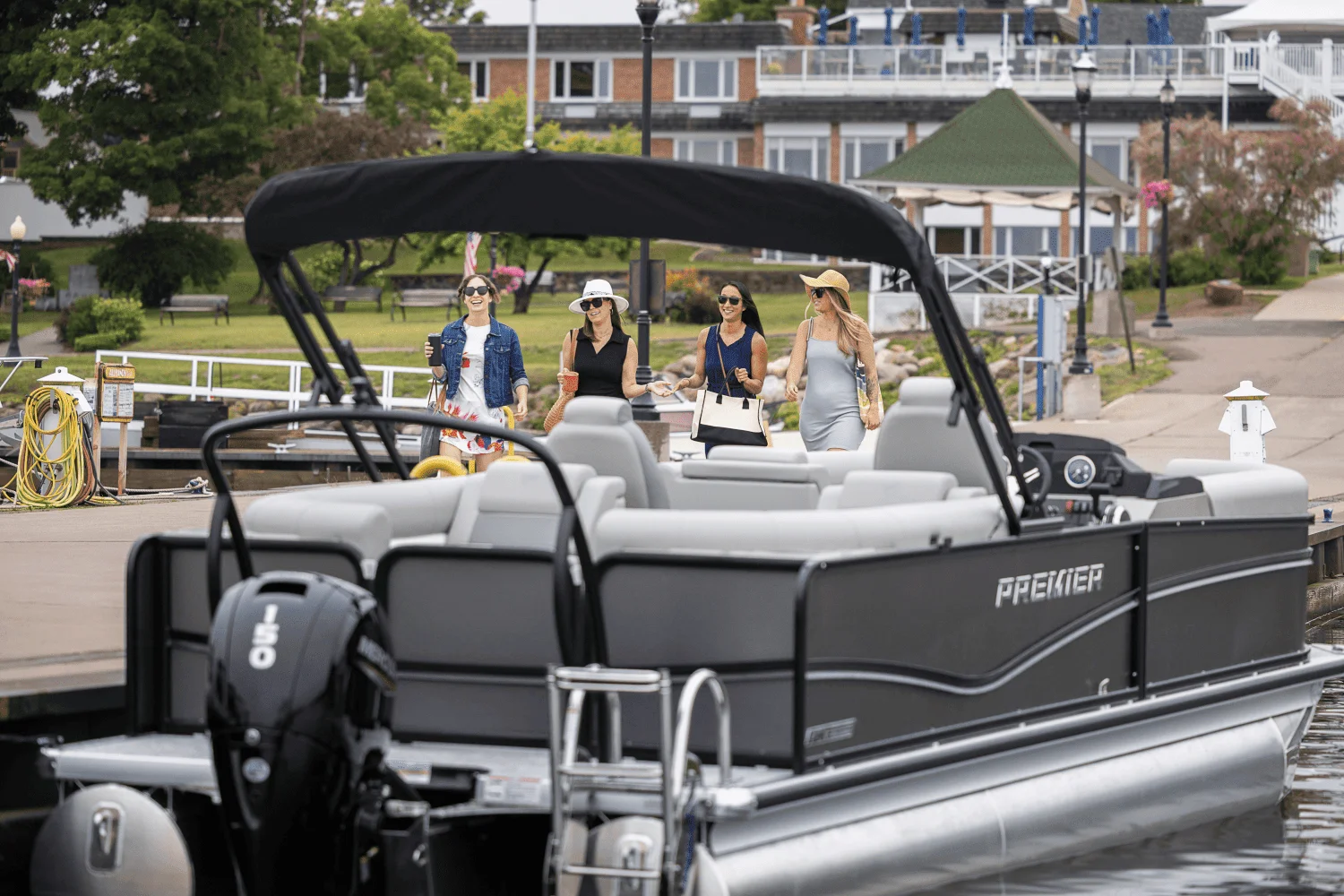 2026 Premier 230 Sunsation Image Thumbnail #9