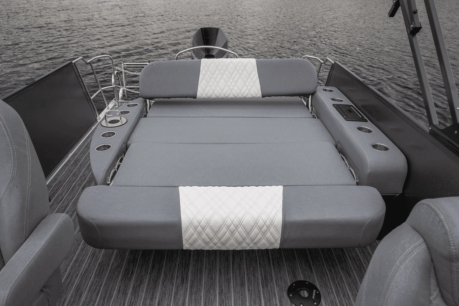 2026 Premier 230 Intrigue Image Thumbnail #12