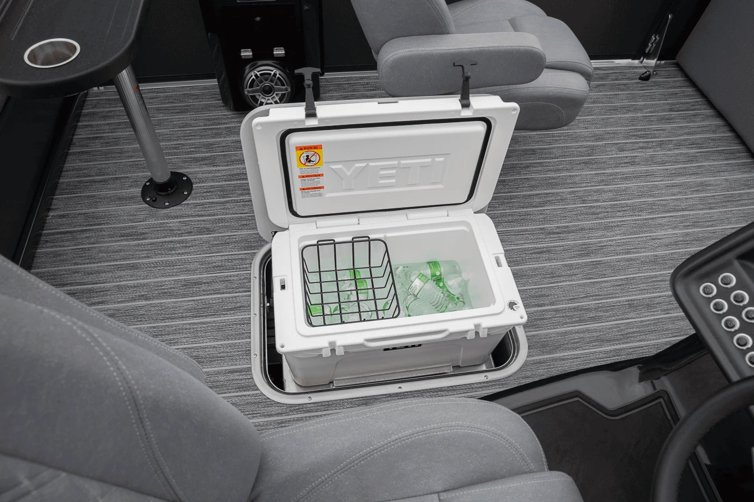 2026 Premier 230 Intrigue Image Thumbnail #14