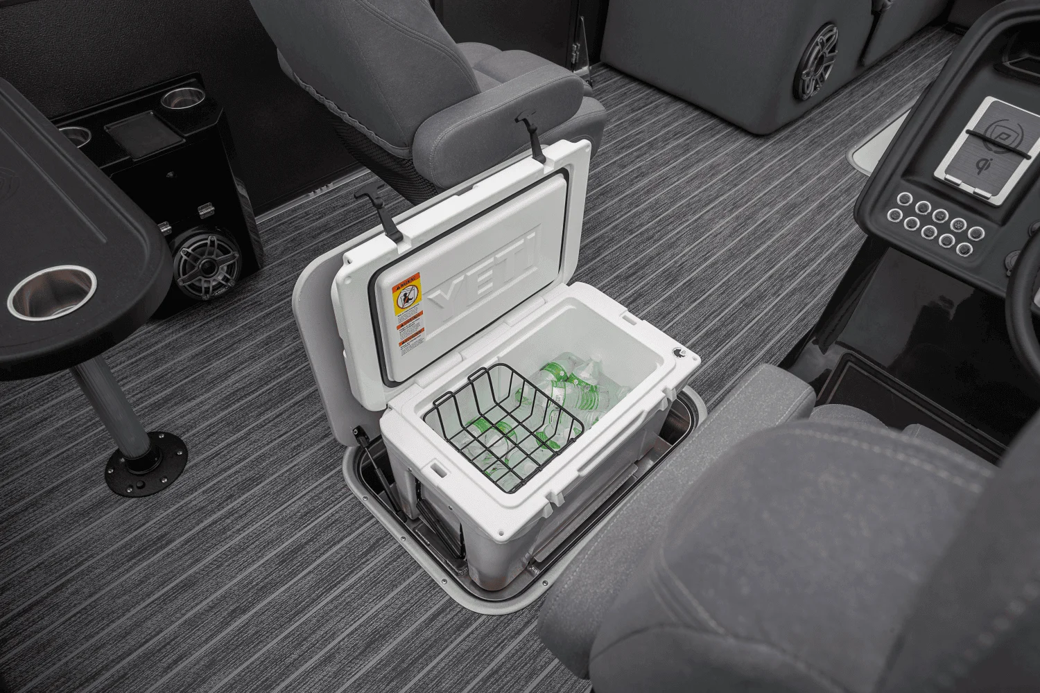 2026 Premier 230 Intrigue Image Thumbnail #13