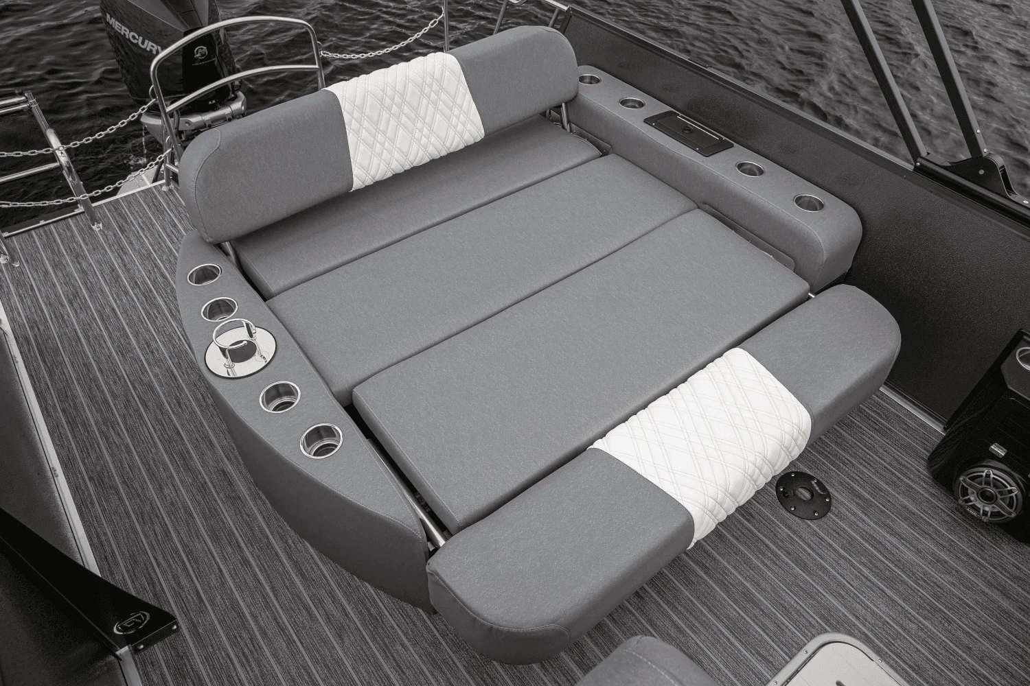 2026 Premier 230 Intrigue Image Thumbnail #11