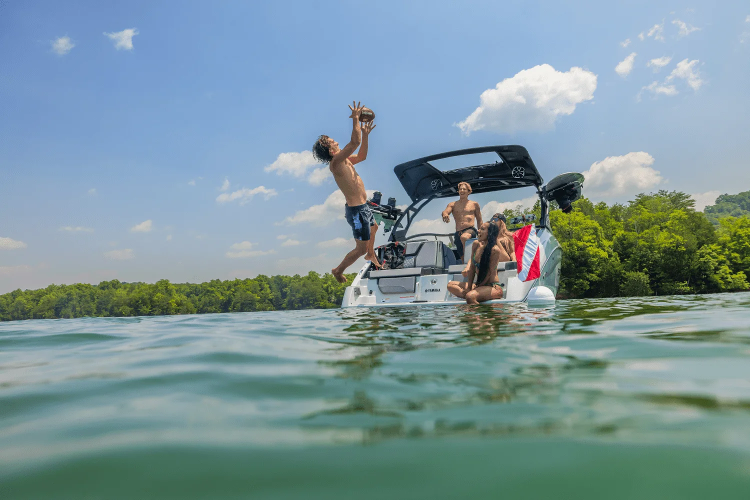 2026 Yamaha 255XD Image Thumbnail #15