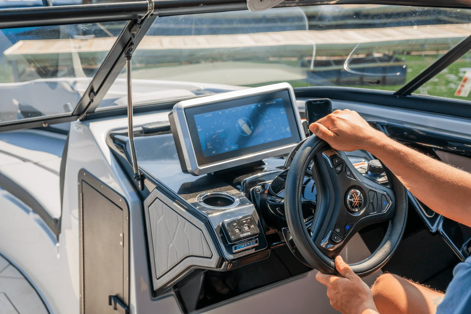 2026 Yamaha 255XD Image Thumbnail #9