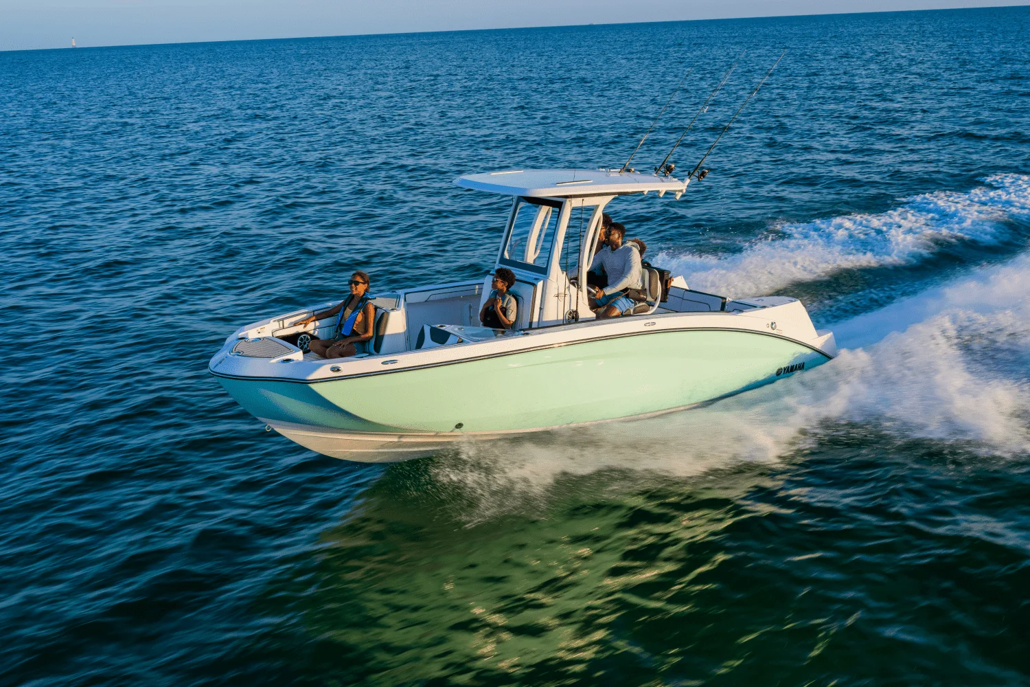 2026 Yamaha 252 FSH Sport Image Thumbnail #2