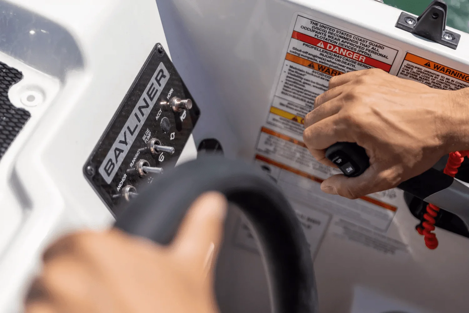 2025 Bayliner M17 Image Thumbnail #7