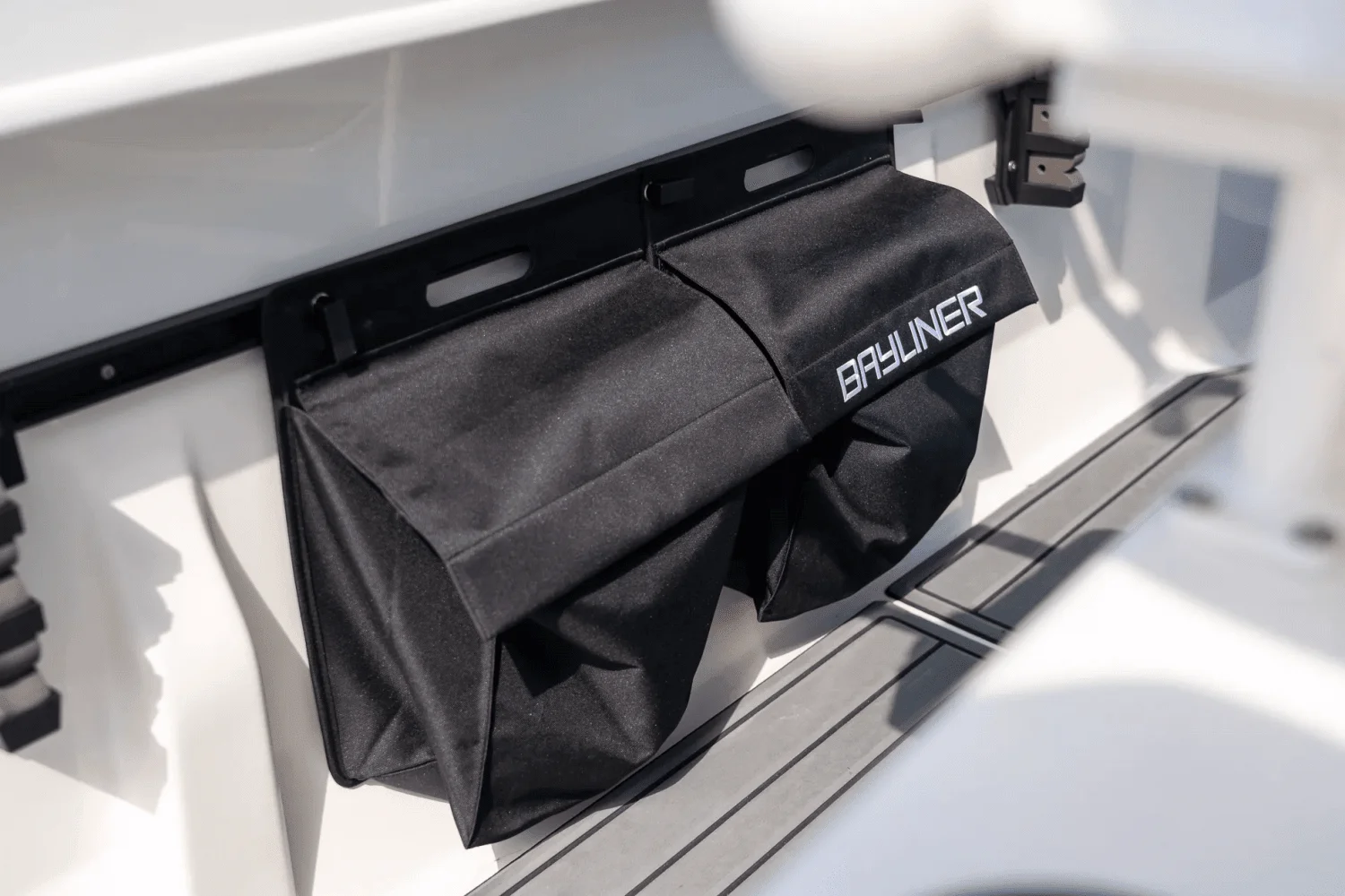 2025 Bayliner T22CC Image Thumbnail #5