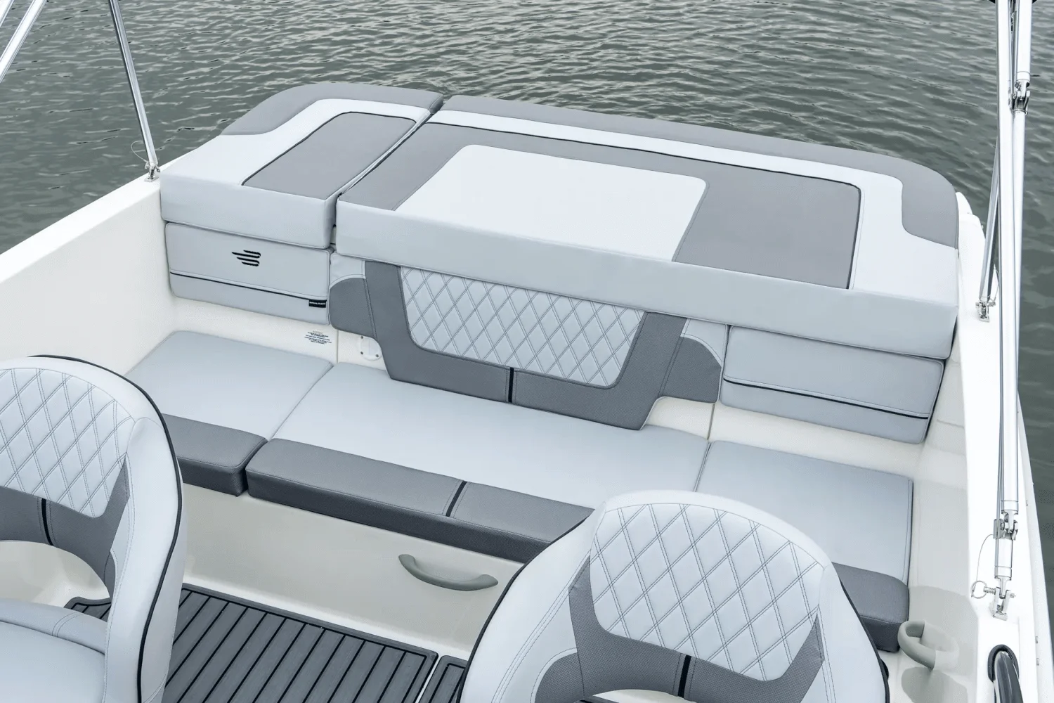 2025 Bayliner VR4 Image Thumbnail #8