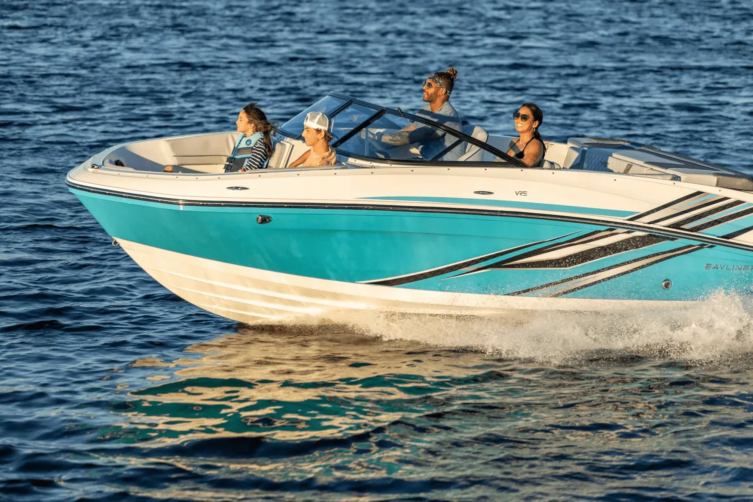 2025 Bayliner VR5 Outboard Image Thumbnail #0
