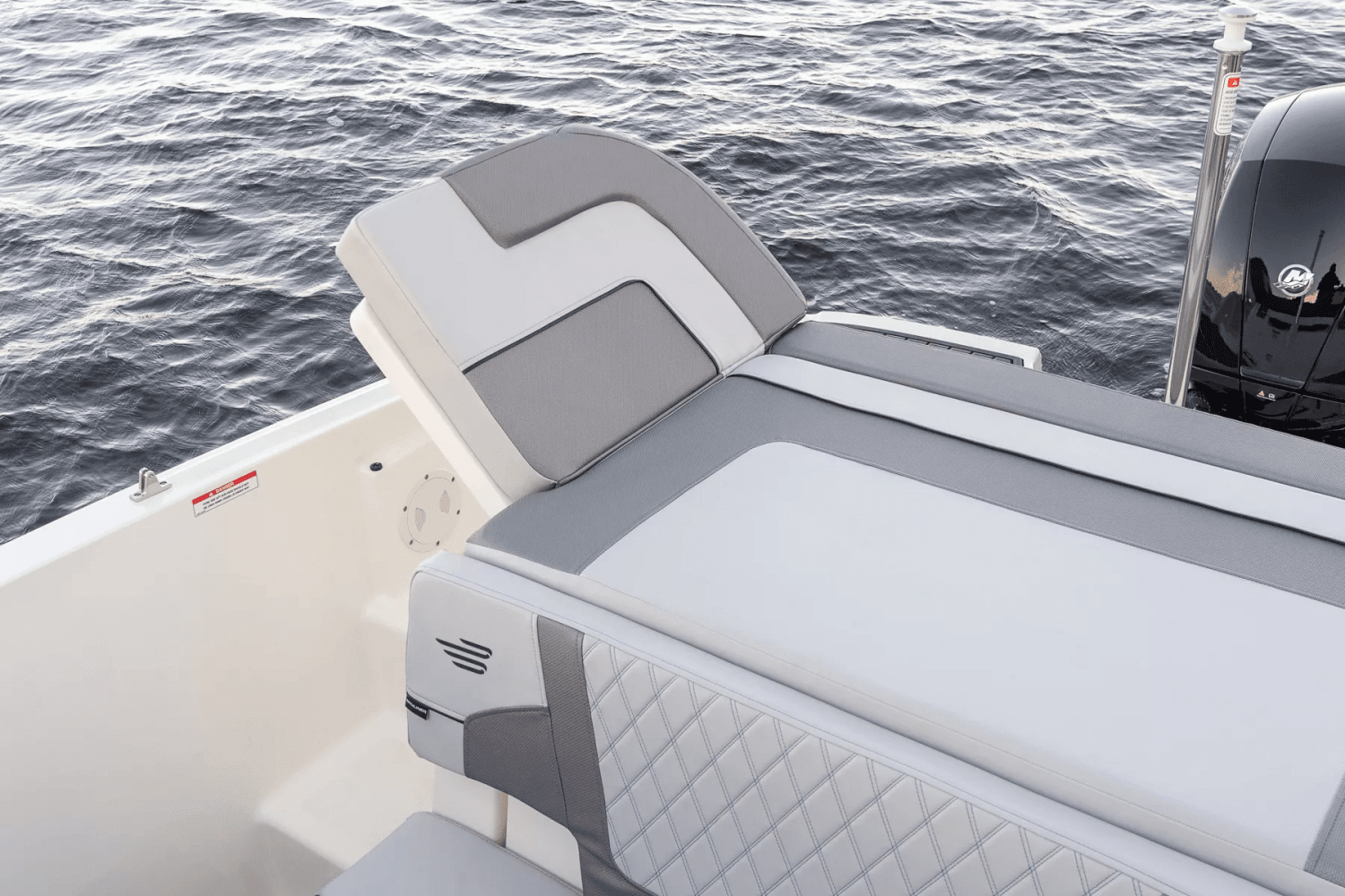 2024 Bayliner
                                                             VR5 Outboard Image Thumbnail #7