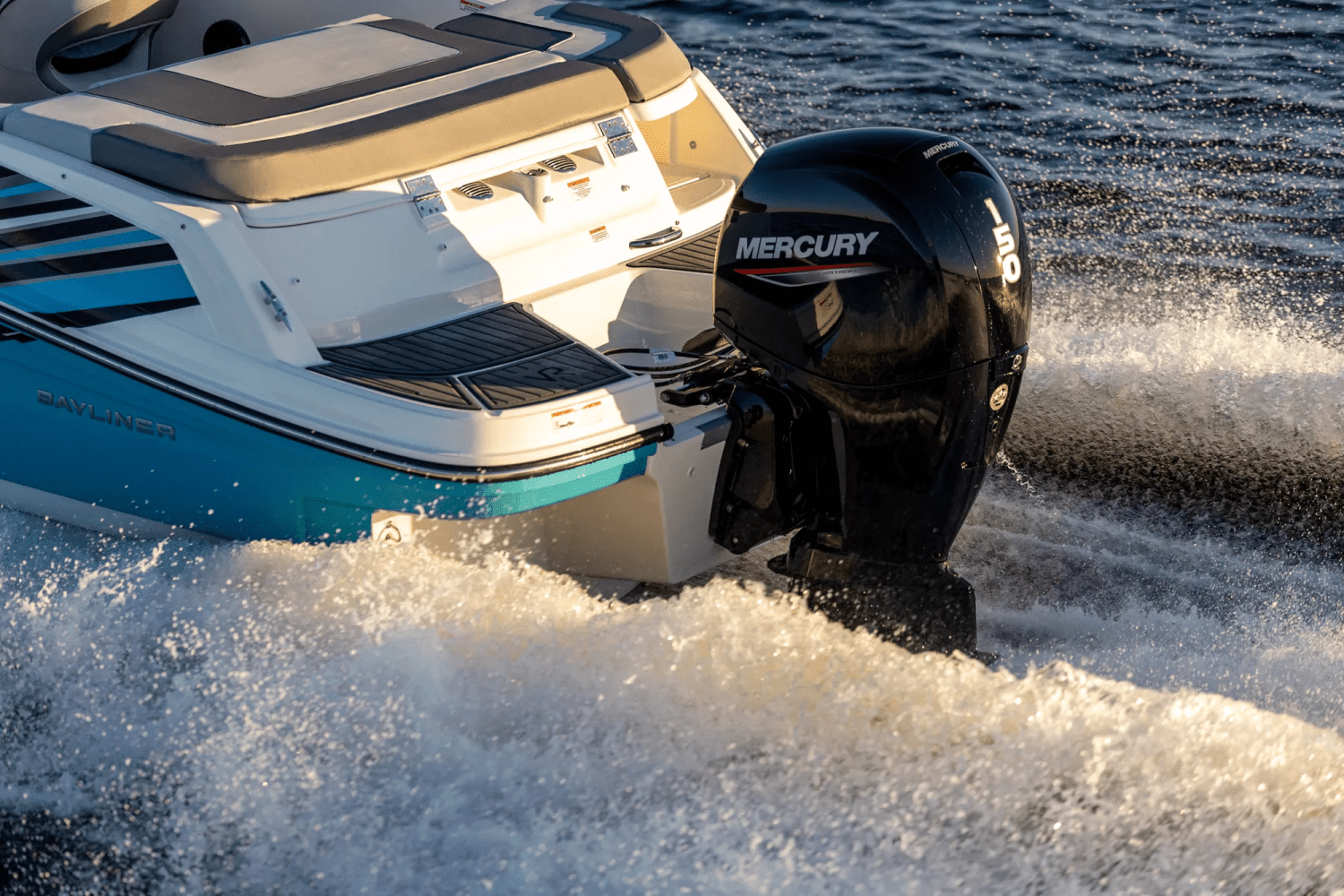 2025 Bayliner VR5 Outboard Image Thumbnail #2