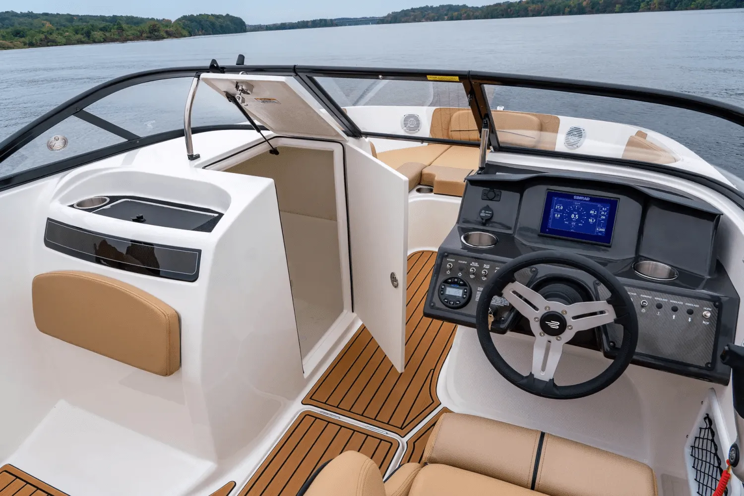 2025 Bayliner VR6 Image Thumbnail #6