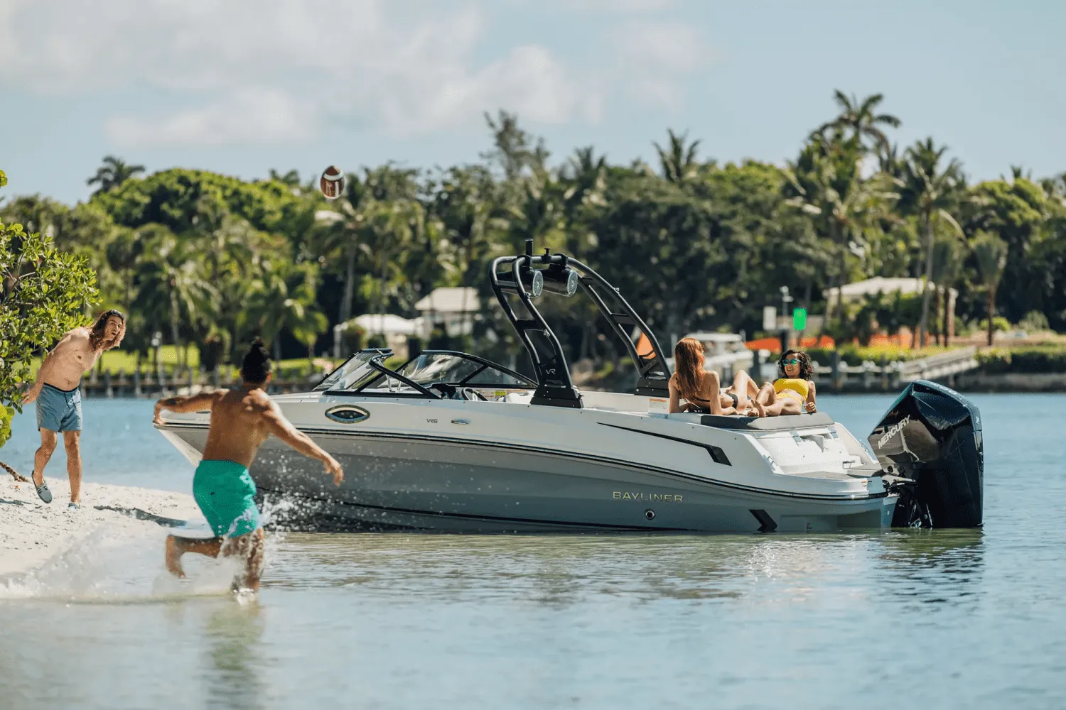 2025 Bayliner VR6 Outboard Image Thumbnail #0