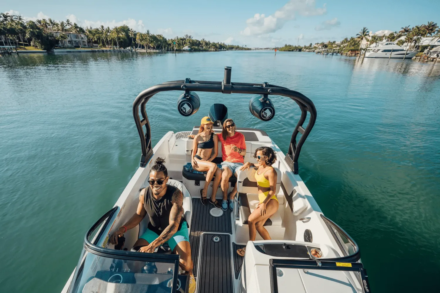 2025 Bayliner VR6 Outboard Image Thumbnail #1