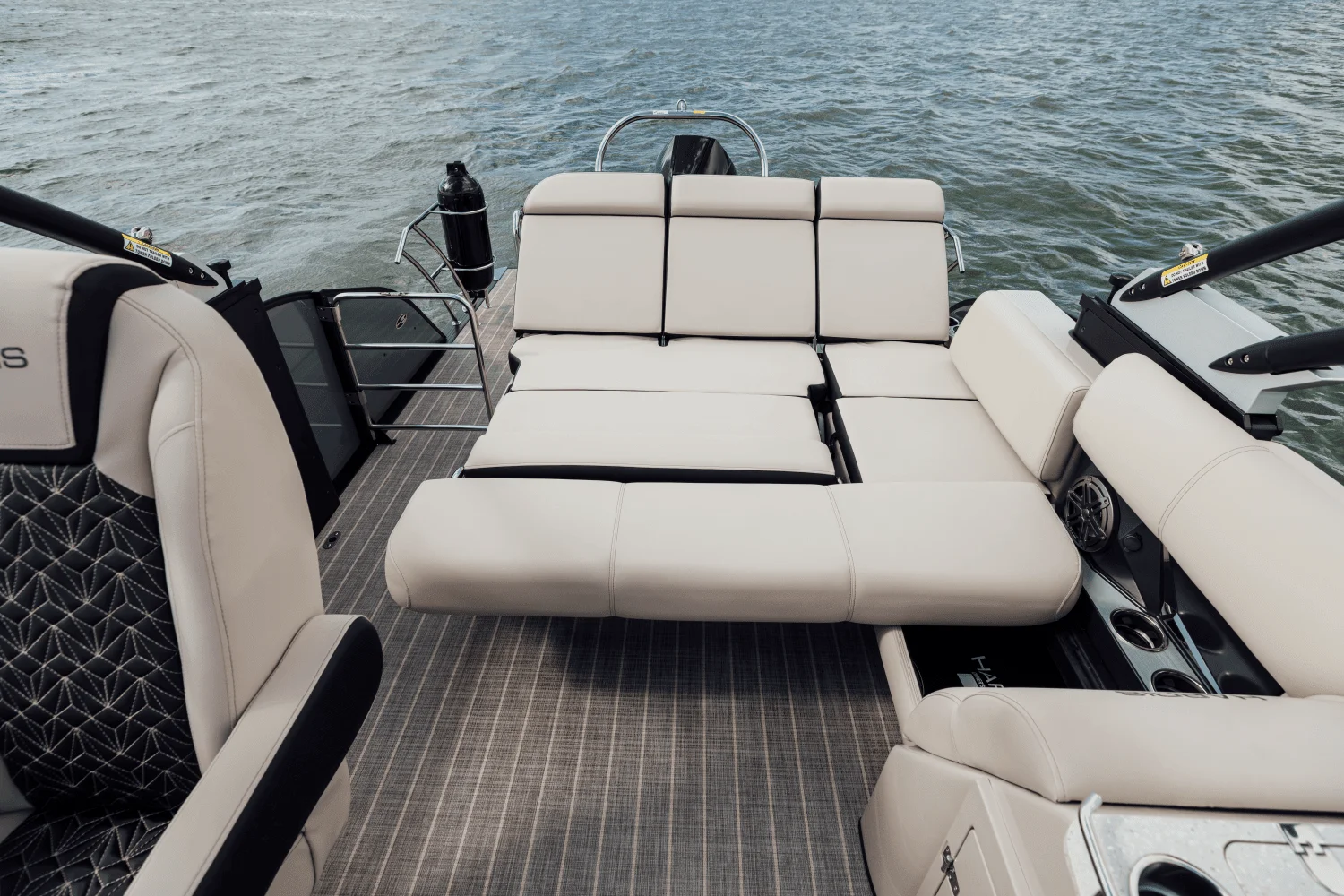 2026 Harris Grand Mariner 230 Image Thumbnail #28