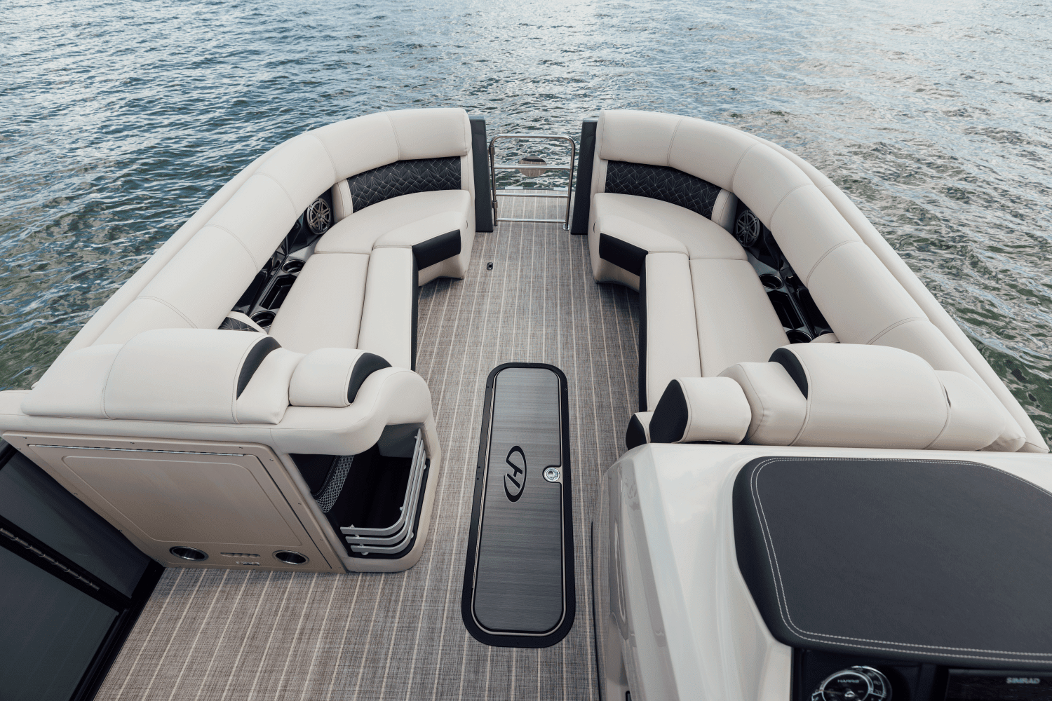 2026 Harris Grand Mariner 230 Image Thumbnail #17