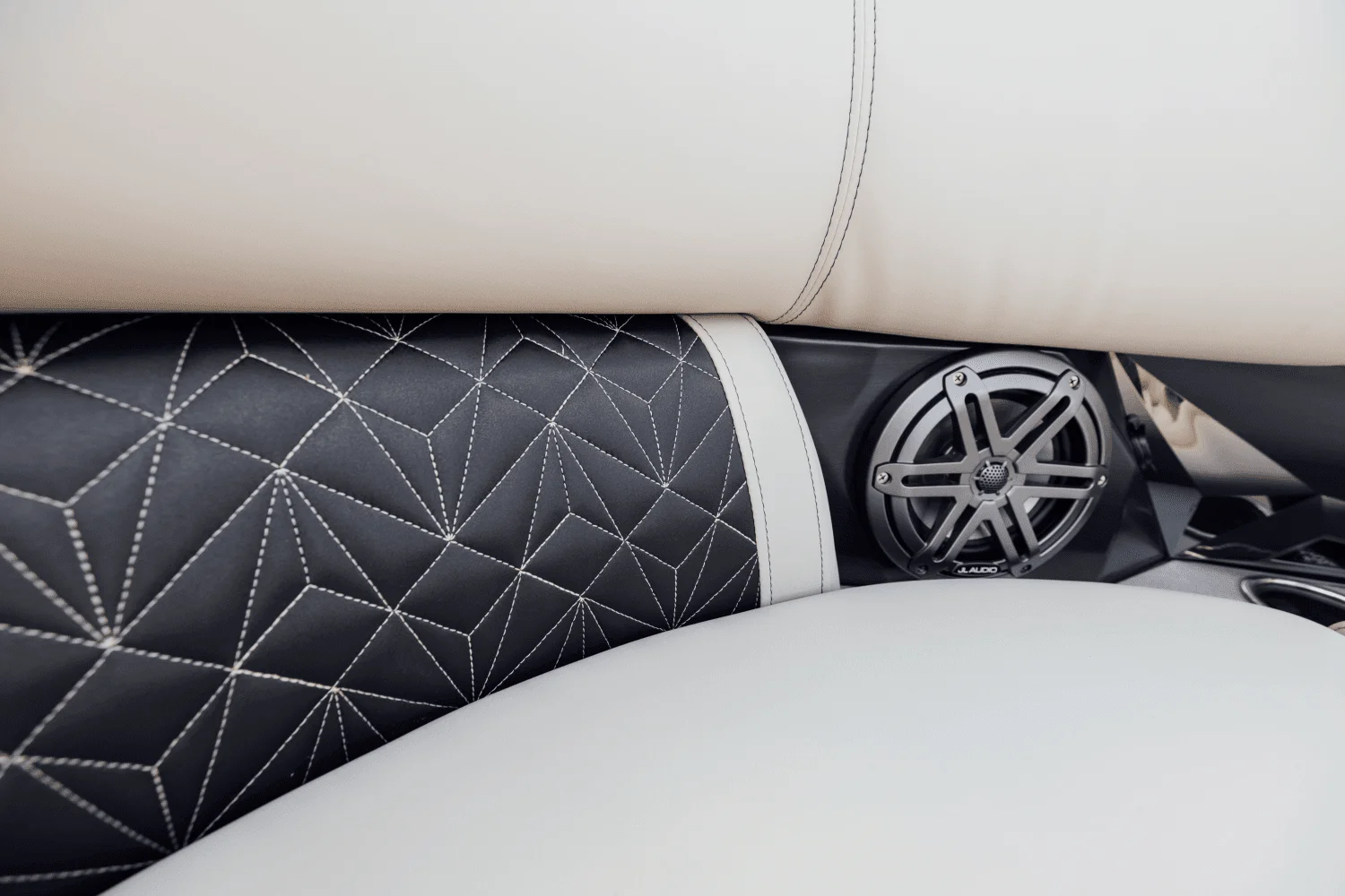 2026 Harris Grand Mariner 230 Image Thumbnail #63