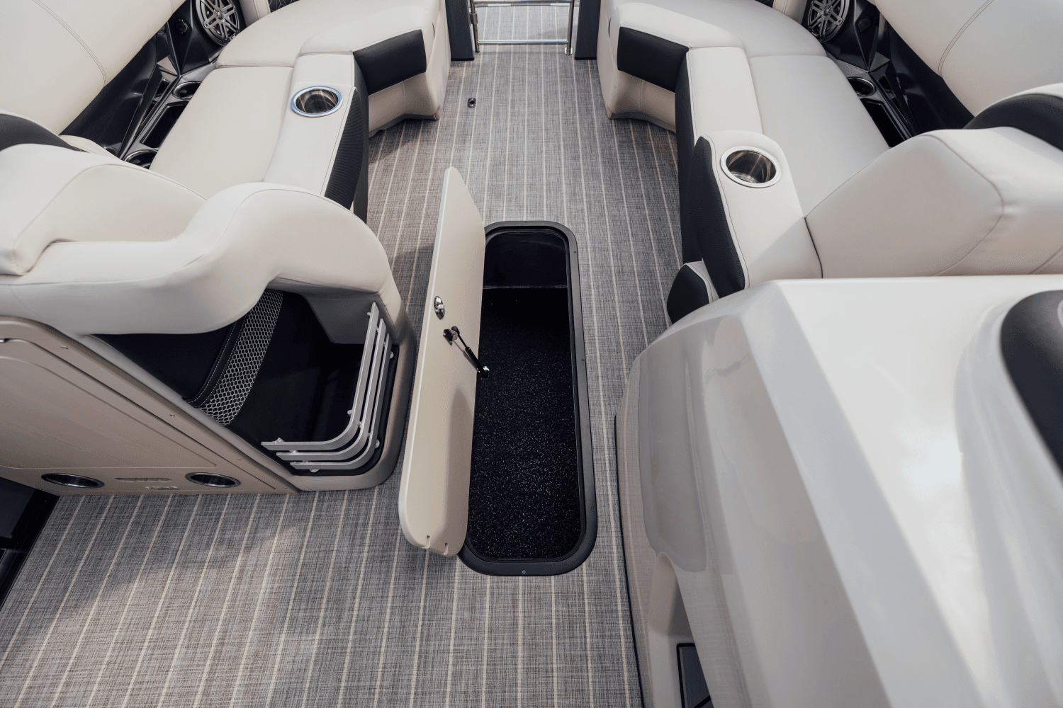 2026 Harris Grand Mariner 230 Image Thumbnail #23