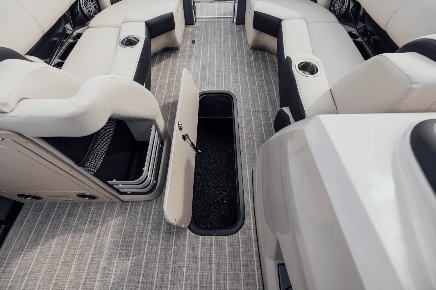 2026 Harris Grand Mariner 230 Image Thumbnail #23