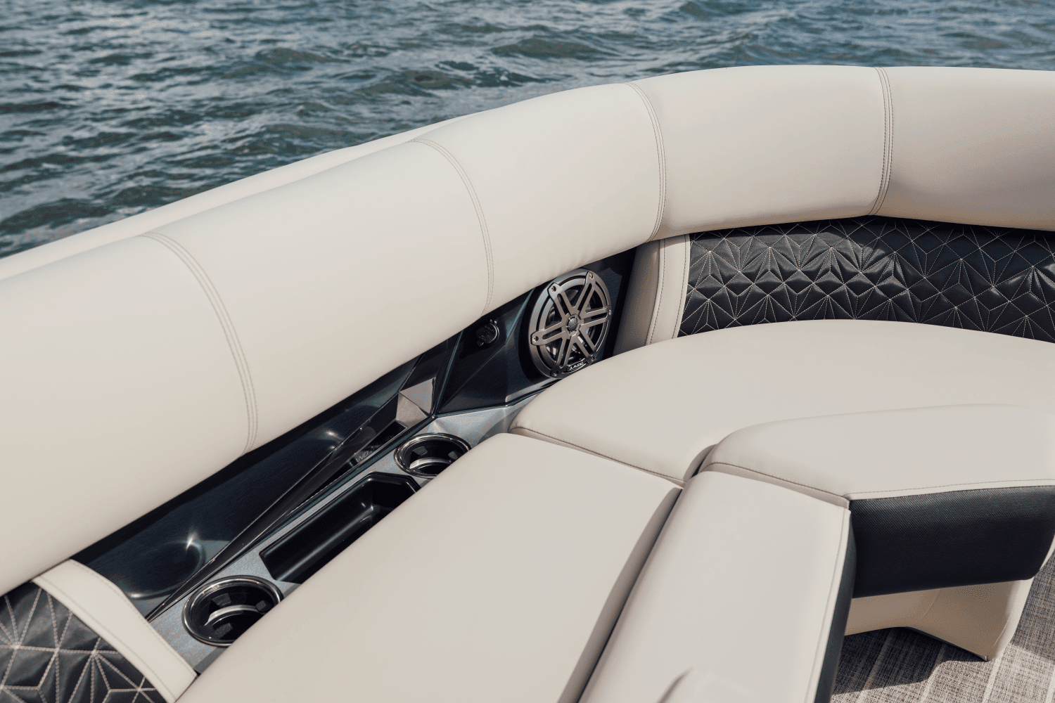 2026 Harris Grand Mariner 230 Image Thumbnail #25