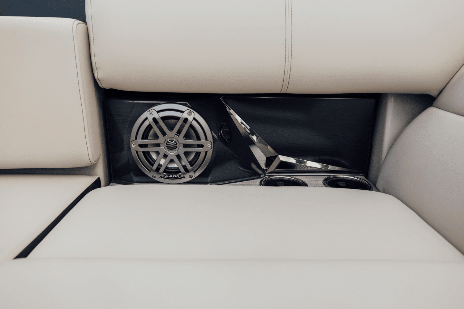 2026 Harris Grand Mariner 230 Image Thumbnail #29