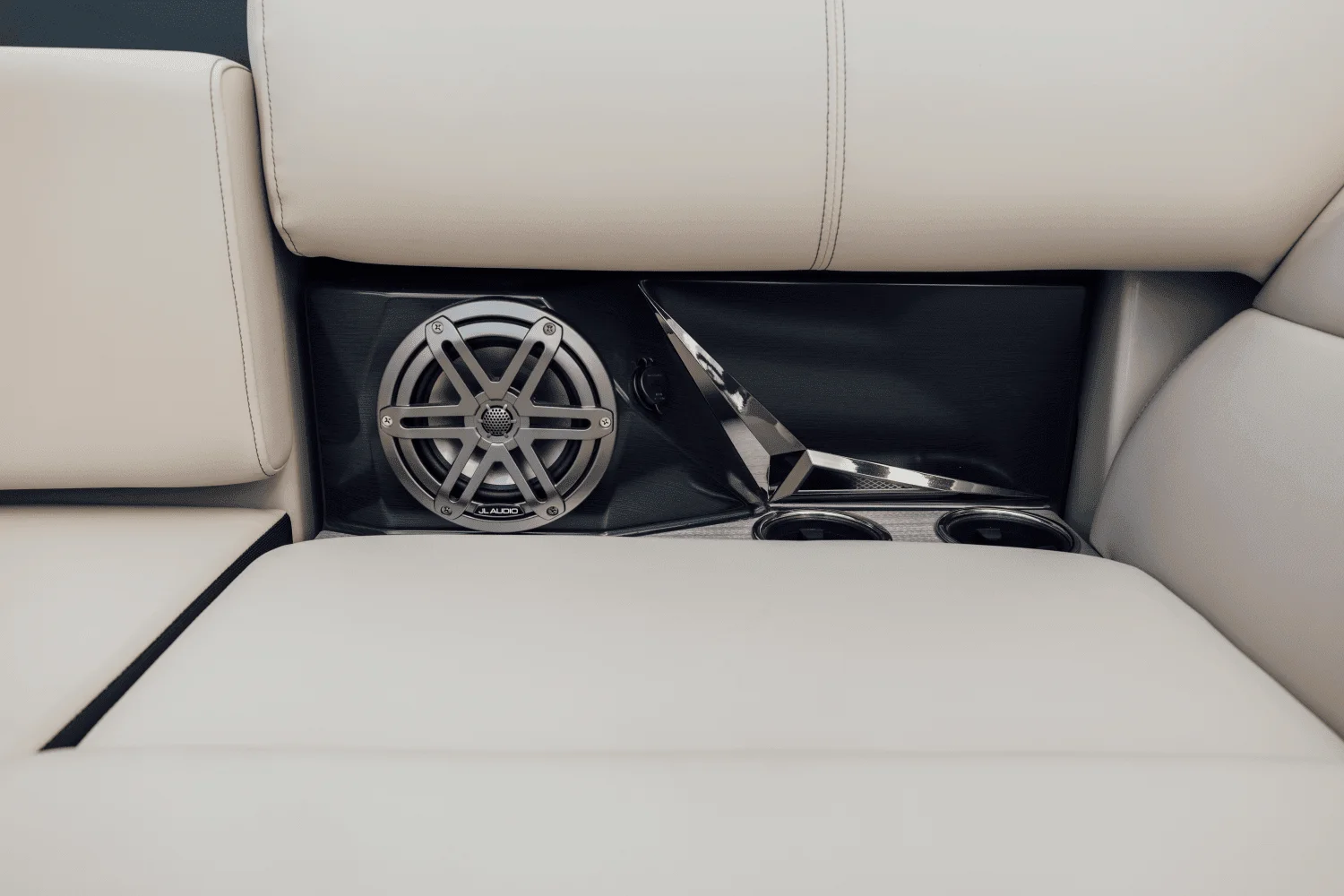 2026 Harris Grand Mariner 230 Image Thumbnail #29