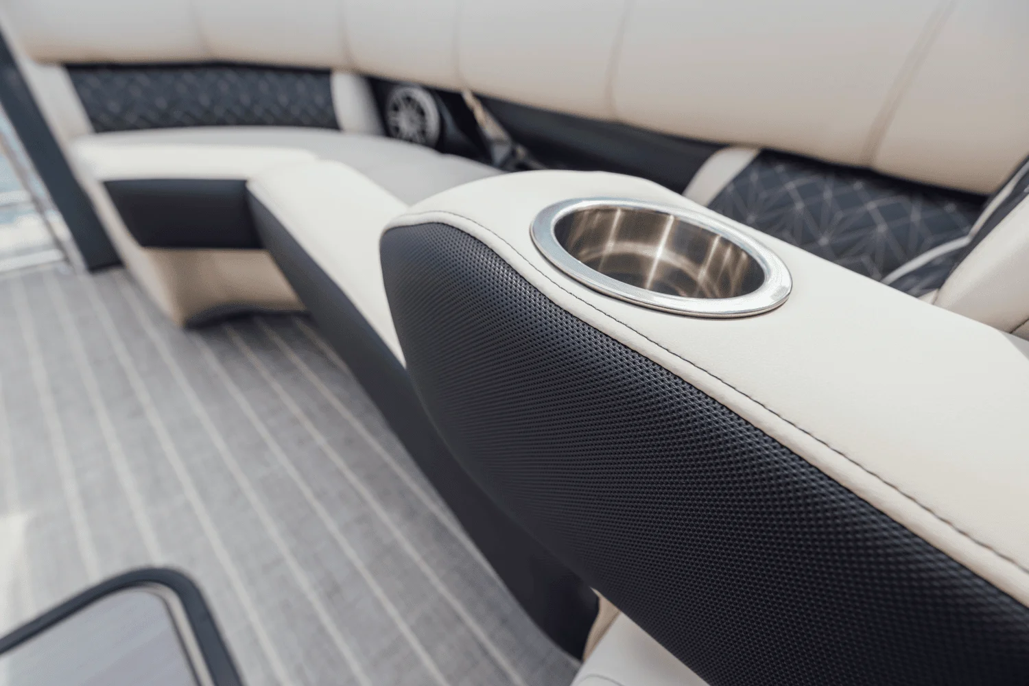 2026 Harris Grand Mariner 230 Image Thumbnail #58