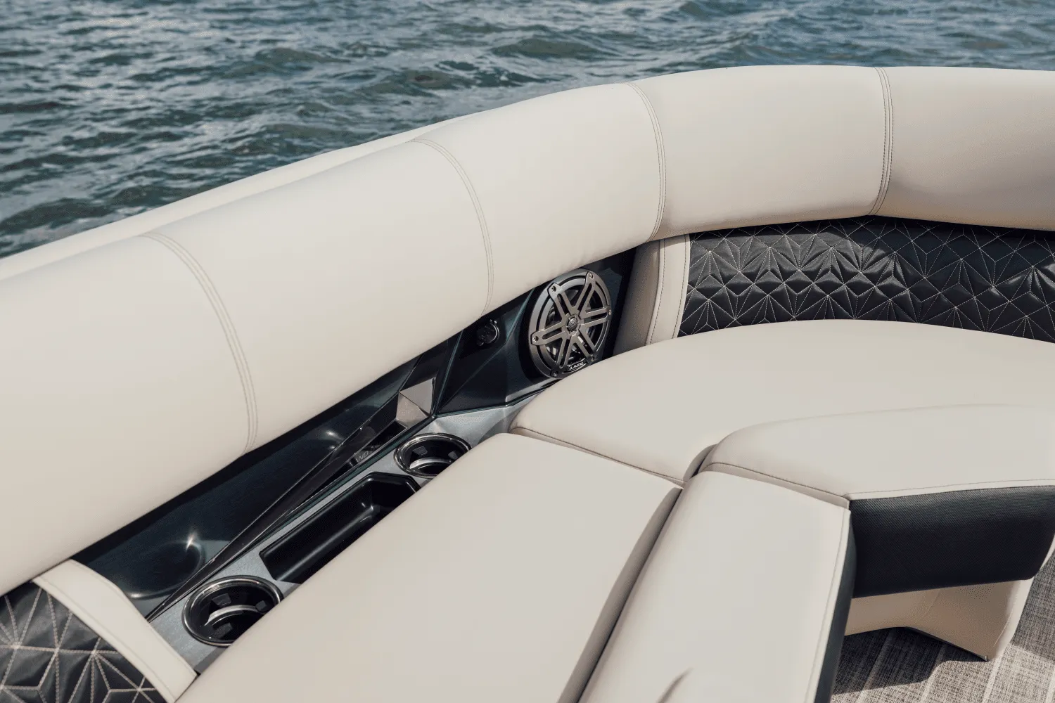 2025 Harris Grand Mariner 230 Image Thumbnail #25