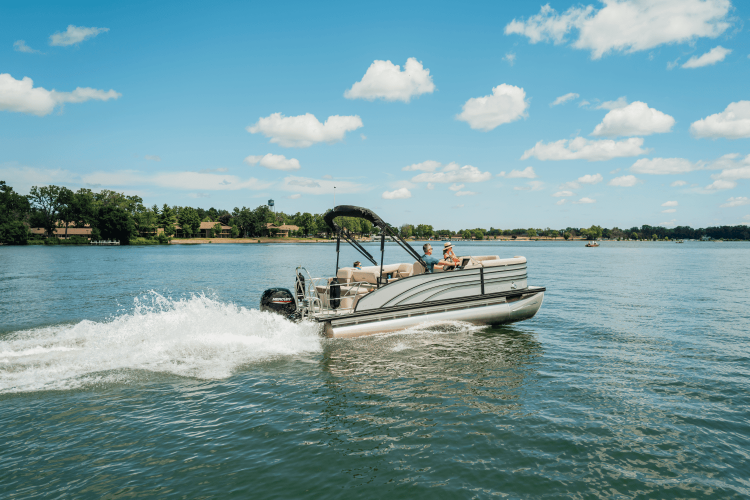 2026 Harris Sunliner 210 Image Thumbnail #3