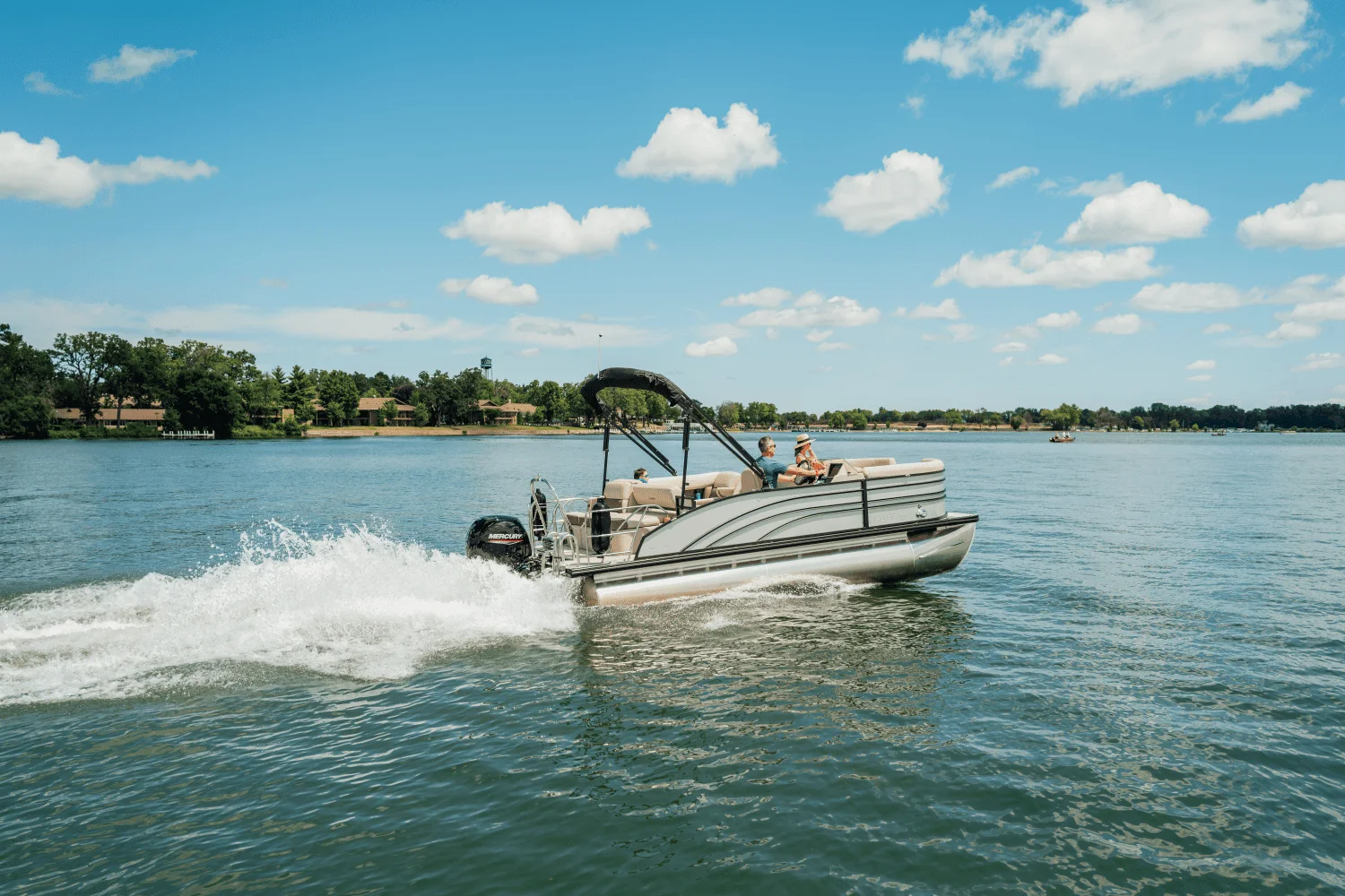 2026 Harris Sunliner 210 Image Thumbnail #3