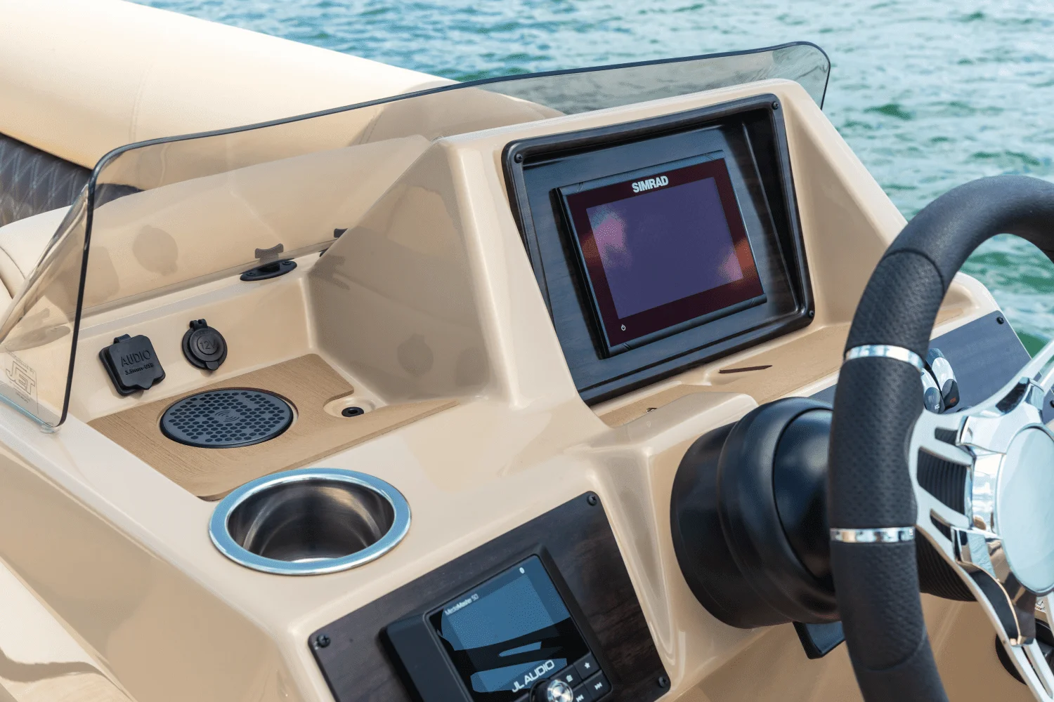 2026 Harris Sunliner 250 Image Thumbnail #14