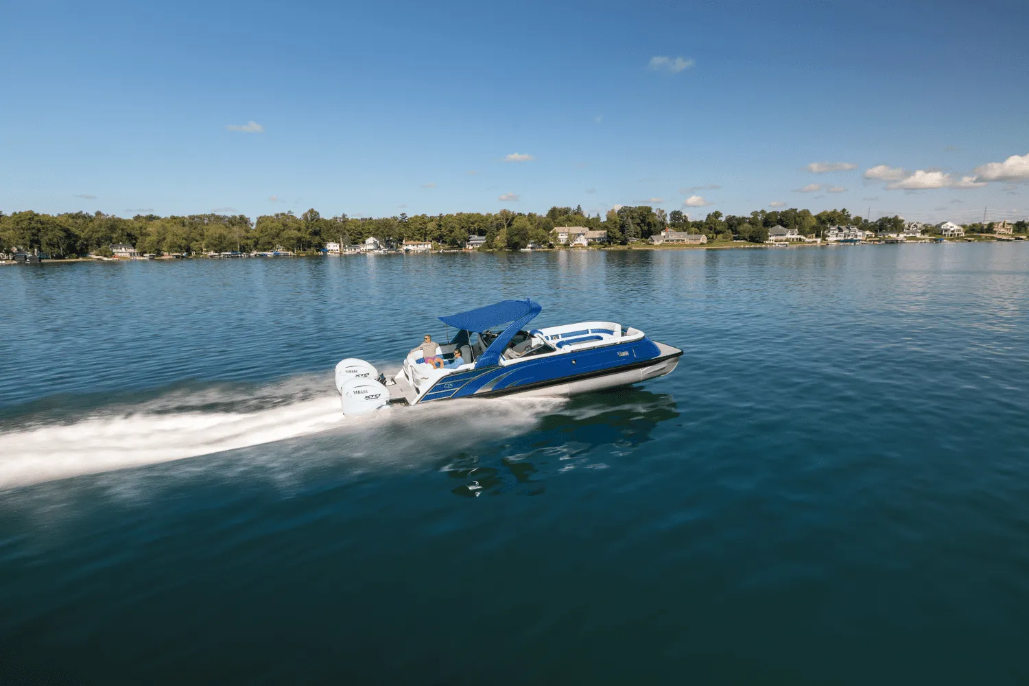 2025 Bennington Q Series Image Thumbnail #0