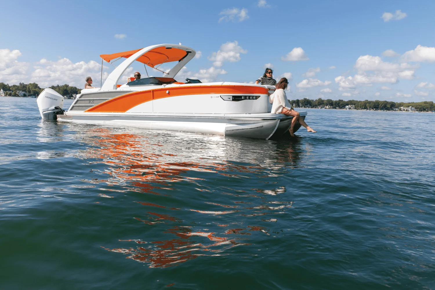 2026 Bennington R Series Image Thumbnail #1