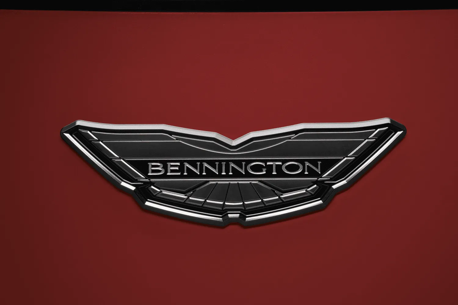 2025 Bennington R Series Image Thumbnail #9