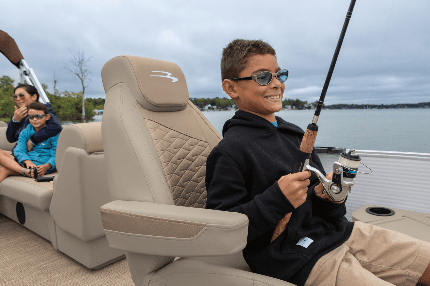 2026 Bennington S Series Image Thumbnail #4