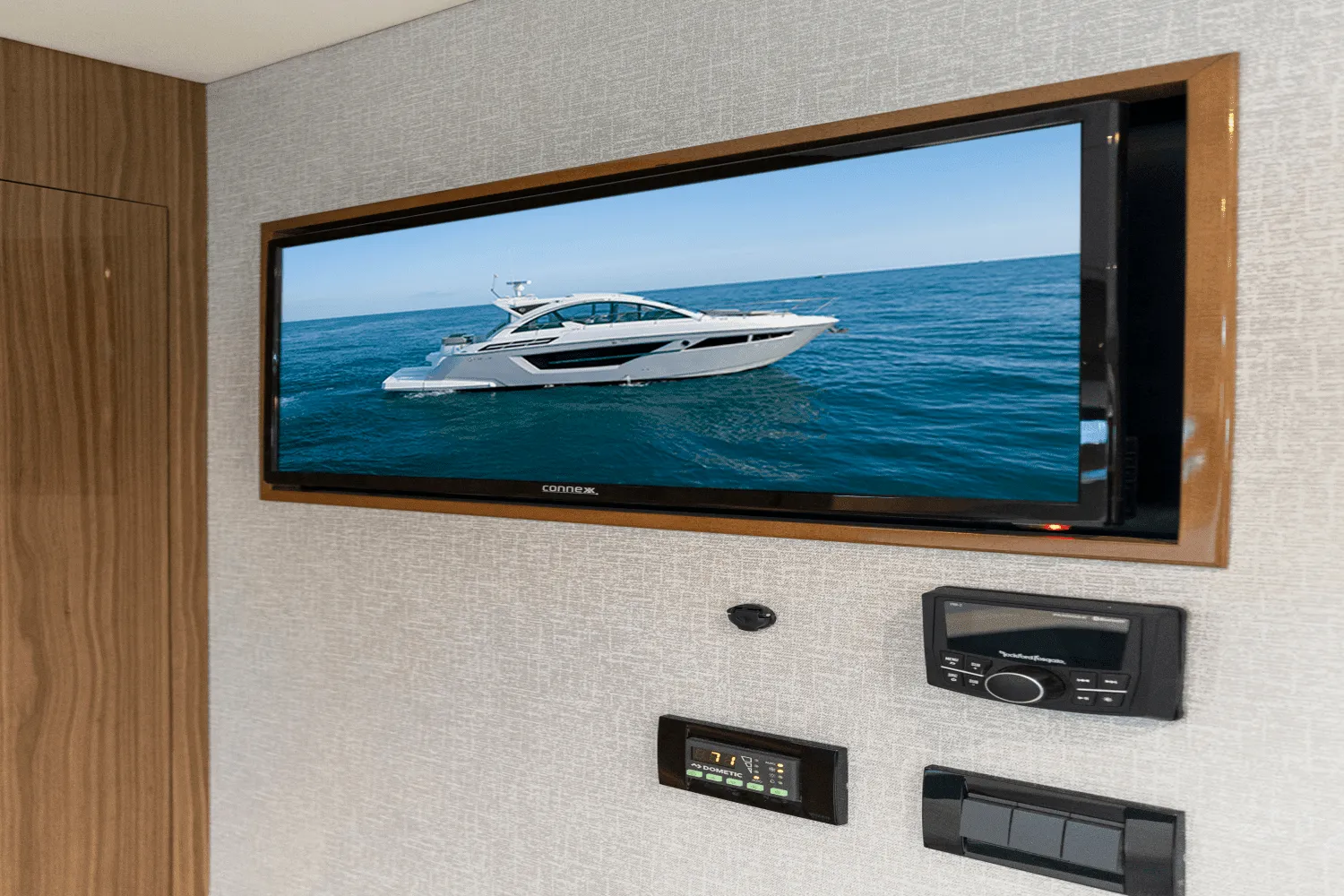 2026 Cruisers Yachts 50 Cantius Image Thumbnail #72