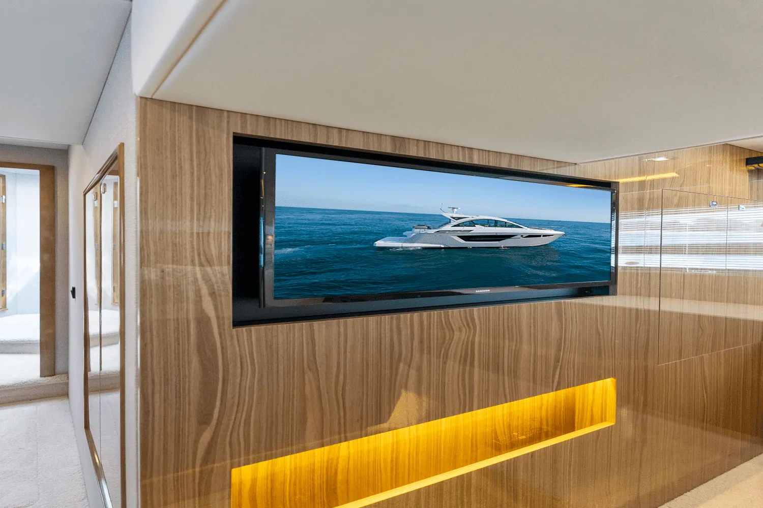2026 Cruisers Yachts 50 Cantius Image Thumbnail #49